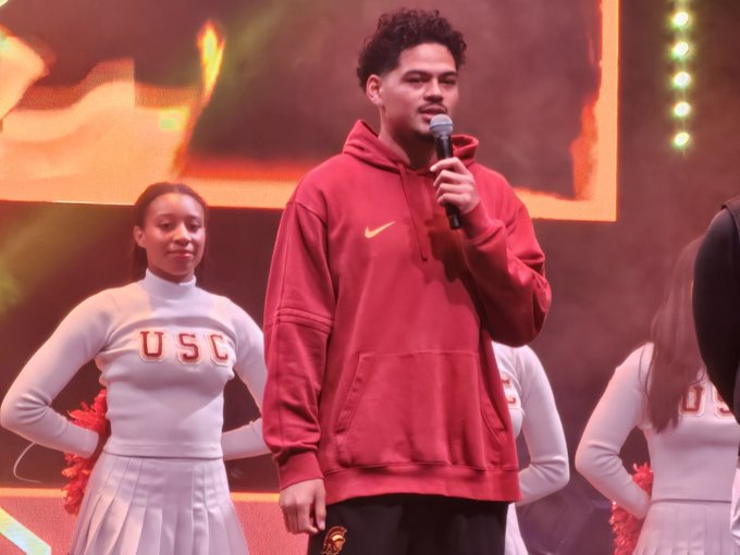 Morning Buzz: Some Questionable Decisions By USC – InsideUSC with Scott ...
